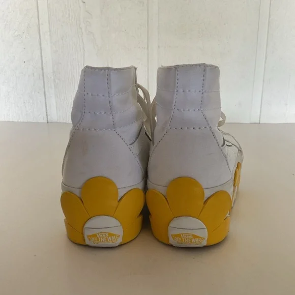 Vans Sk8 Hi Top Tapered Stackform OSF sneakers white with yellow daisy size 7 - Picture 4 of 16
